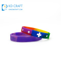 Bracelet en silicone en caoutchouc imprimé avec logo de couleur violet mélangé recyclé respectueux de l&#39;environnement personnalisé promotionnel en gros